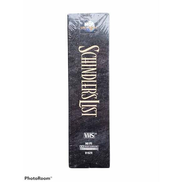 Steven Spielberg Schindler's List Universal Studios Award Winning Movie -  VHS - Picture 2 of 4